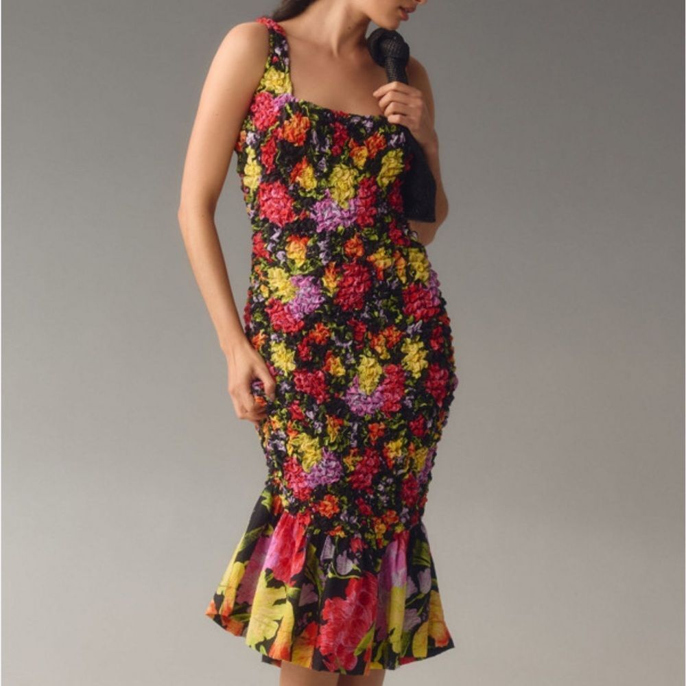 Anthropologie Square-Neck Pebble Smocked Dress
D15